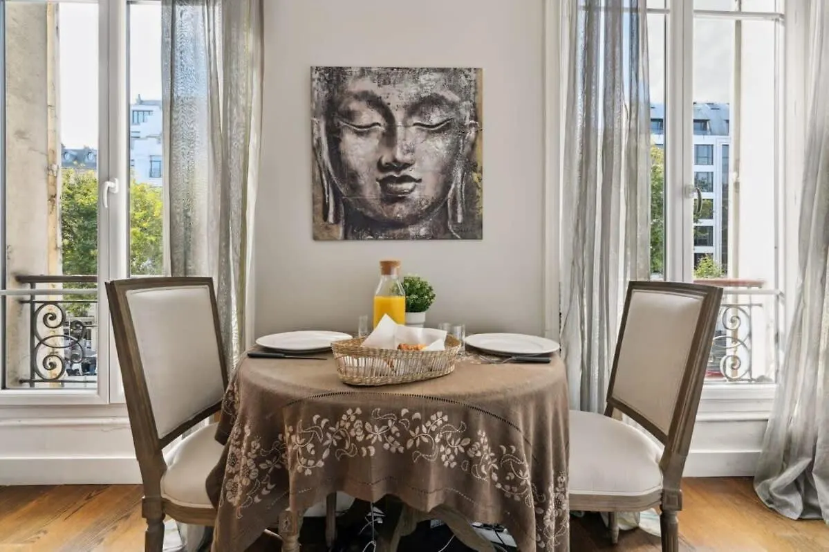 1Br Champs-Elysees - Cityapartmentstay Paříž 0*,