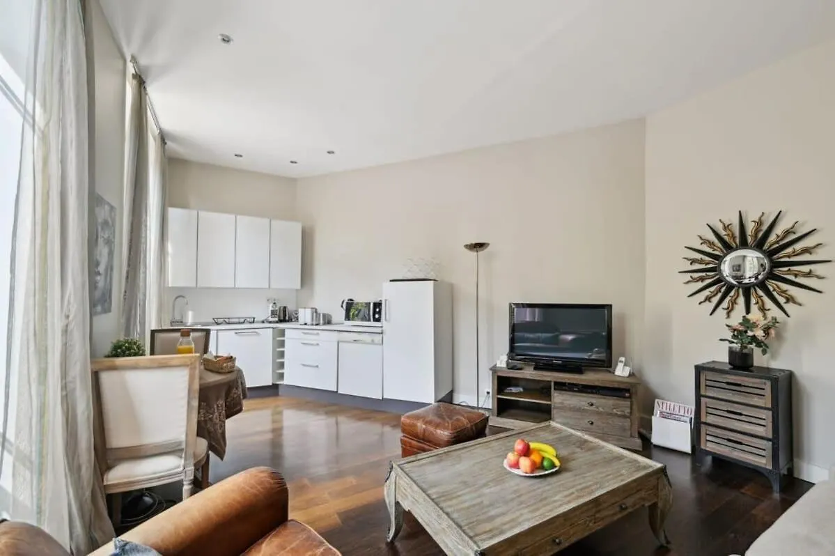 1Br Champs-Elysees - Cityapartmentstay Paris Appartement