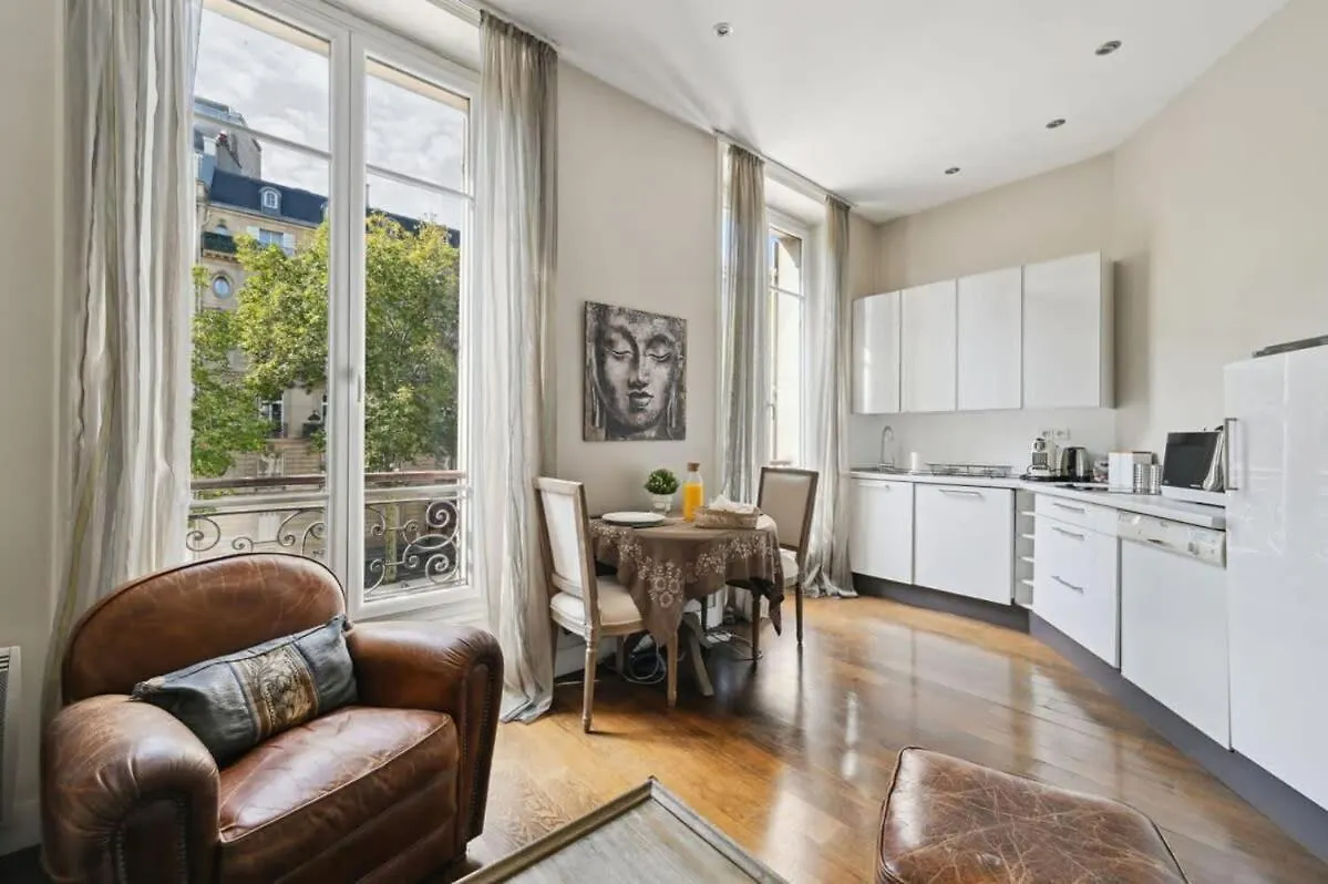 1Br Champs-Elysees - Cityapartmentstay Paříž 0*,  Francie